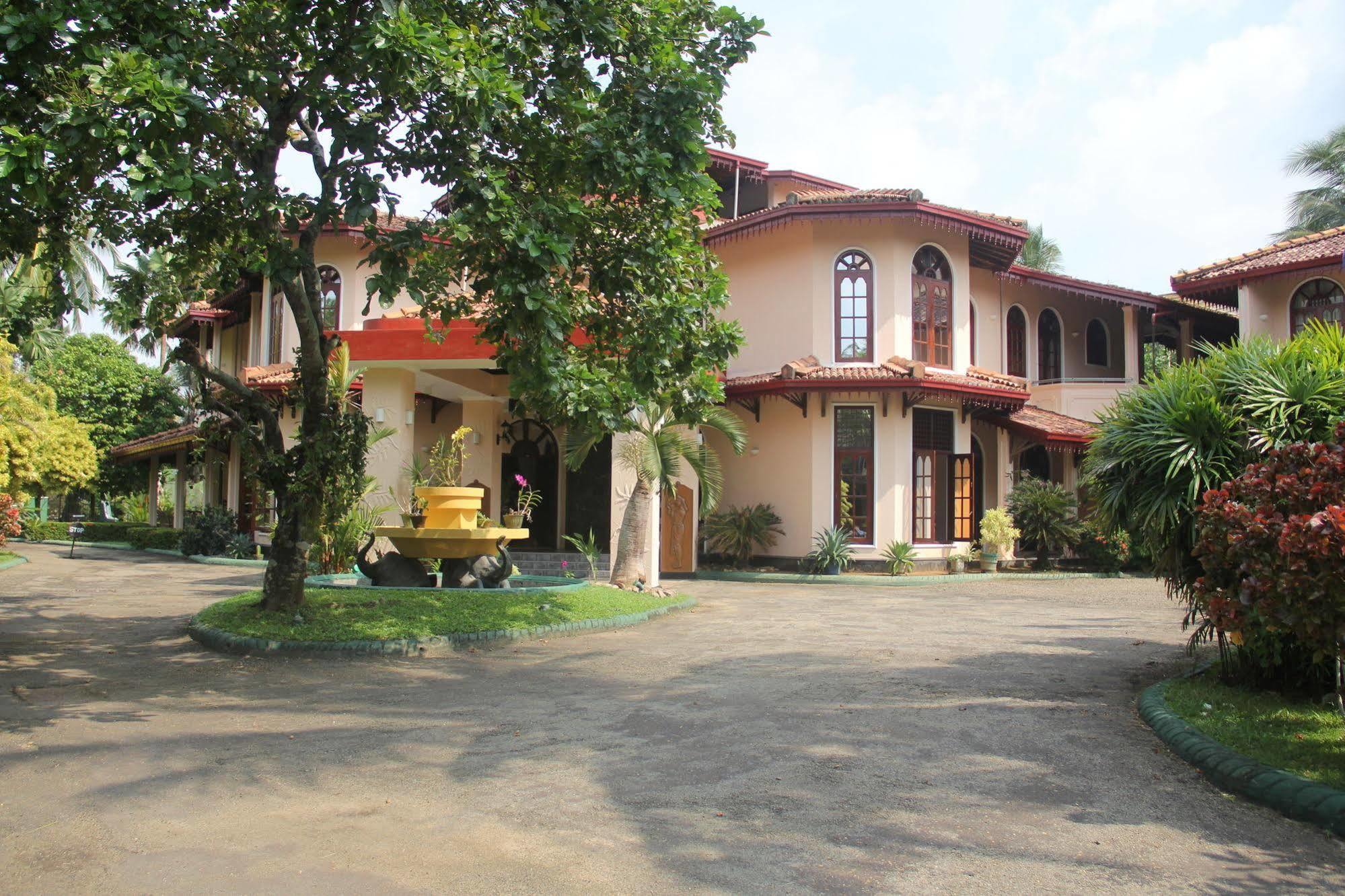 Villa Ranmenika Ahungalla Ngoại thất bức ảnh